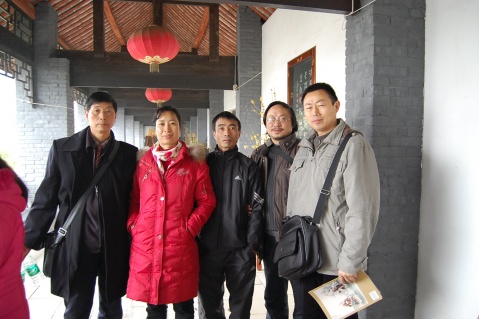 成都第五届梅花节迎春书画及插花艺术展（图片） - 笨鸟的天空--品格飞扬 - 笨鸟的天空---品格飞扬